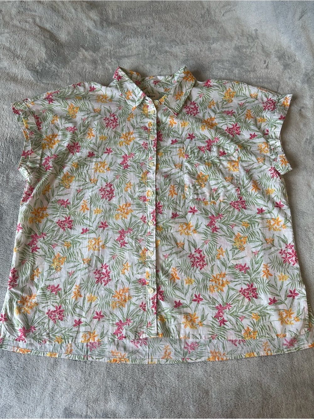 Style & Co. White Floral Button-Down Shirt with Pink and Yellow Flowers